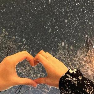 亚洲白袜淫荡男自慰射精
