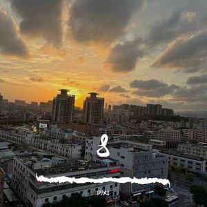 亚洲白袜淫荡男自慰射精
