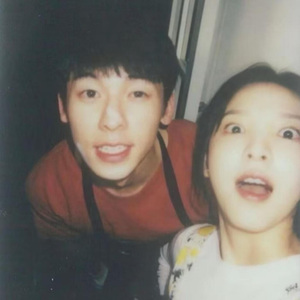 亚洲白袜淫荡男自慰射精
